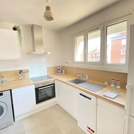 Apartment Chez Mathilde-appartement 2-calais Nord /citadelle